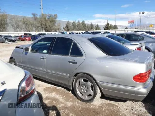1998 Mercedes-Benz E with VIN WDBJF70F7WA605103, listed as a Copart auction lot 42458545 with 189,082 mi miles and Salvage Title. Bid and sale history available at DreamBid. Image 2.