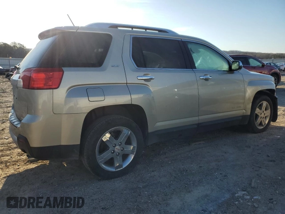 2013 GMC Terrain SLT z VIN 2GKFLXE3XD6259254, wystawiony jako Copart lot #50117685 z przebiegiem 135 163 mil mil oraz Szkoda całkowita • Salvage title. Historia ofert i sprzedaży dostępna na DreamBid. Obrazek 3.