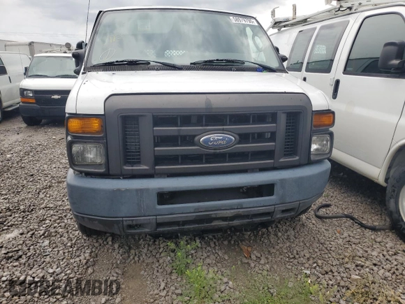 2013 Ford Econoline Cargo Commercial z VIN 1FTNE2EW6DDA91936, wystawiony jako Copart lot #58979795 z przebiegiem 215 697 mil mil oraz Szkoda całkowita • Salvage title. Historia ofert i sprzedaży dostępna na DreamBid. Obrazek 5.