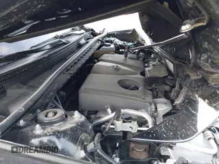 2025 Toyota Camry LE z VIN 4T1DAACK5SU523507, wystawiony jako IAAI lot #41389041 z przebiegiem 5 027 mil mil oraz . Historia ofert i sprzedaży dostępna na DreamBid. Obrazek 10.