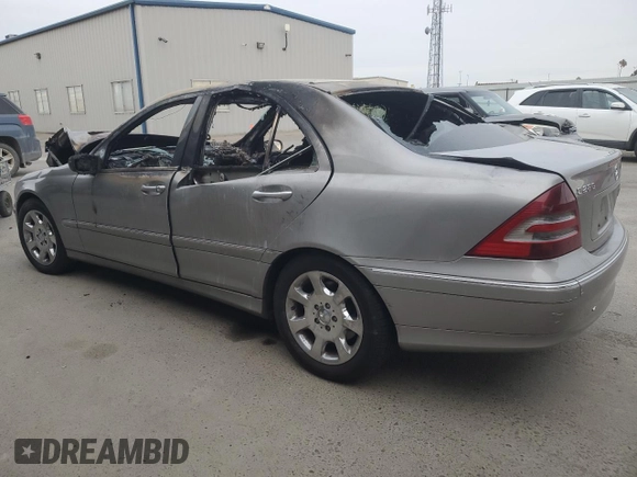 2006 Mercedes-Benz C 280 Luxury with VIN WDBRF54H16A853401, listed as a Copart auction lot 81607144 with Not Provided miles and Non Repairable. Bid and sale history available at DreamBid. Image 2.