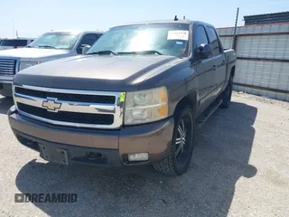 2007 Chevrolet Silverado 1500 Work Truck with VIN 2GCEC13J971729555, listed as a IAAI auction lot 41823438 with 280,901 mi miles and . Bid and sale history available at DreamBid. Image 2.