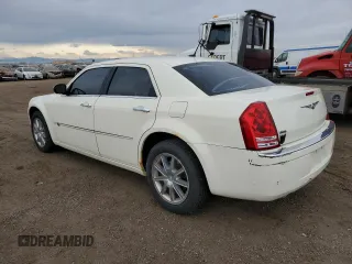 2008 Chrysler 300 C with VIN 2C3KK63H98H237217, listed as a Copart auction lot 86770414 with 184,520 mi miles and Clean Title. Bid and sale history available at carsss.com. Image 2.