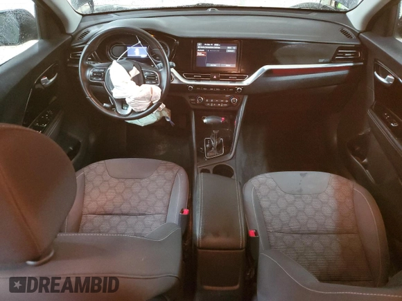 2021 Kia Niro LX with VIN KNDCB3LC8M5462670, listed as a Copart auction lot 84870624 with 49,953 mi miles and Non Repairable. Bid and sale history available at carsss.com. Image 8.