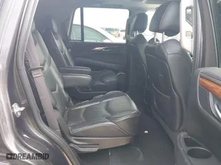 2015 Cadillac Escalade Luxury with VIN 1GYS3MKJ6FR643190, listed as a IAAI auction lot 41689594 with 134,682 mi miles. Bid and sale history available at carsss.com. Image 8.
