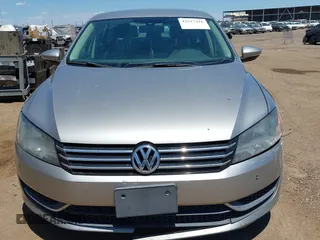 2012 Volkswagen Passat SE с VIN 1VWBH7A32CC026893, выставлен на аукционе IAAI как лот 42217416 с пробегом 197 271 миль миль и . История ставок и продаж доступна на DreamBid. Изображение 6.