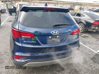 2017 Hyundai Santa Fe 2.4L z VIN 5XYZT3LB1HG489625, wystawiony jako IAAI lot #41784791 z przebiegiem 95 435 mil mil oraz . Historia ofert i sprzedaży dostępna na DreamBid. Obrazek 16.