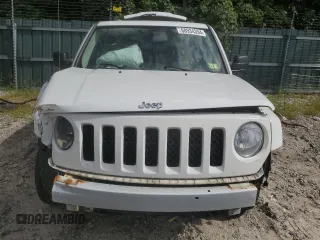2015 Jeep Patriot Limited with VIN 1C4NJRCB2FD117682, listed as a Copart auction lot 68934394 with Not provided miles and Salvage title. Bid and sale history available at DreamBid. Image 5.