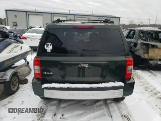 2010 Jeep Patriot Limited with VIN 1J4NF4GB6AD642911, listed as a Copart auction lot 88147525 with 136,186 mi miles and Clean Title. Bid and sale history available at carsss.com. Image 6.