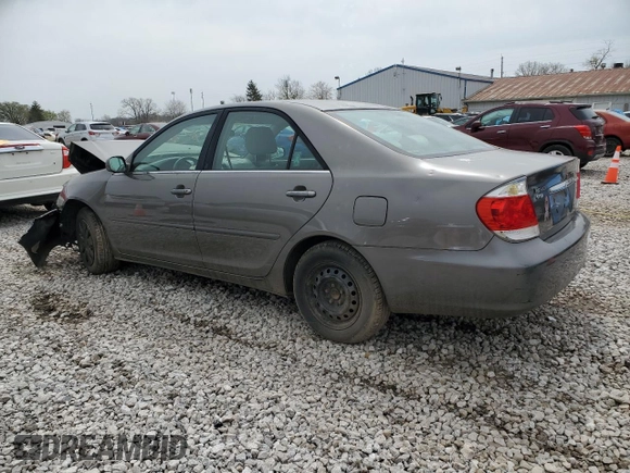 2006 Toyota Camry STD z VIN 4T1BE32K16U725548, wystawiony jako Copart lot #52083245 z przebiegiem Nie podano mil oraz Szkoda całkowita • Salvage title. Historia ofert i sprzedaży dostępna na DreamBid. Obrazek 2.