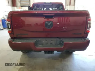 2024 Ram 2500 Laramie z VIN 3C6UR5NL3RG103131, wystawiony jako Copart lot #67840964 z przebiegiem 131 962 mil mil oraz Szkoda całkowita • Salvage title. Historia ofert i sprzedaży dostępna na DreamBid. Obrazek 6.