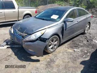 2012 Hyundai Sonata 2.4L Limited PZEV with VIN 5NPEC4ACXCH381439, listed as a IAAI auction lot 41996526 with 215,920 mi miles. Bid and sale history available at carsss.com. Image 2.