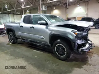 2025 Toyota Tacoma SR with VIN 3TMLB5JN7SM096837, listed as a Copart auction lot 49989405 with 941 mi miles and Clean Title. Bid and sale history available at DreamBid. Image 4.