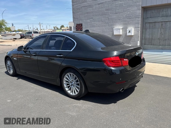2011 BMW 5 Series 535i with VIN WBAFR7C59BC607237, listed as a Copart auction lot 52606185 with 101,970 mi miles and Clean Title. Bid and sale history available at carsss.com. Image 3.