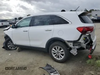 2019 Kia Sorento LX V6 with VIN 5XYPGDA52KG560725, listed as a Copart auction lot 50546895 with 134,980 mi miles and Salvage Title. Bid and sale history available at carsss.com. Image 2.