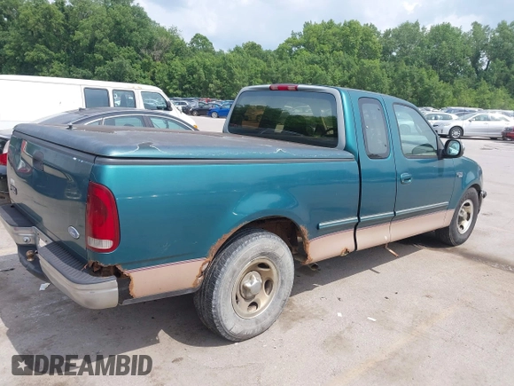 1997 Ford F-150 с VIN 1FTDX1767VKB25120, выставлен на аукционе IAAI как лот 42471027 с пробегом 155 877 миль миль и . История ставок и продаж доступна на DreamBid. Изображение 4.