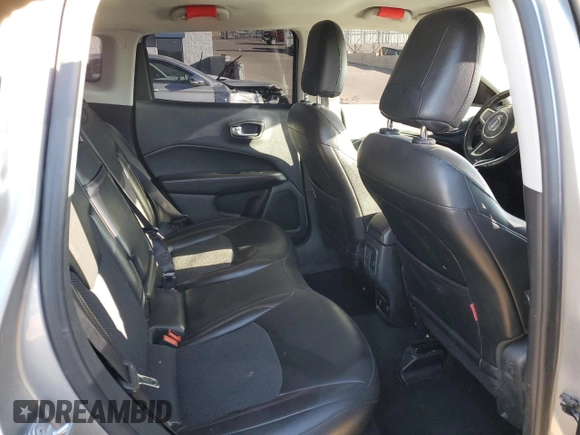 2019 Jeep Compass Trailhawk with VIN 3C4NJDDB8KT748104, listed as a Copart auction lot 87059844 with 112,934 mi miles and Salvage Title. Bid and sale history available at carsss.com. Image 10.