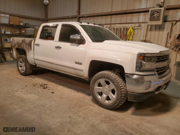 2018 Chevrolet Silverado 1500 LTZ with VIN 3GCUKSEC8JG147190, listed as a Copart auction lot 45591455 with 114,882 mi miles and Salvage Title. Bid and sale history available at carsss.com. Image 4.