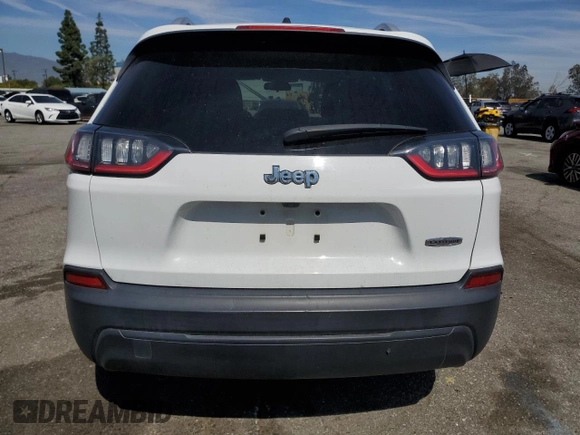 2019 Jeep Cherokee Latitude with VIN 1C4PJLCB5KD392852, listed as a Copart auction lot 50392035 with 80,116 mi miles and Salvage Title. Bid and sale history available at carsss.com. Image 6.