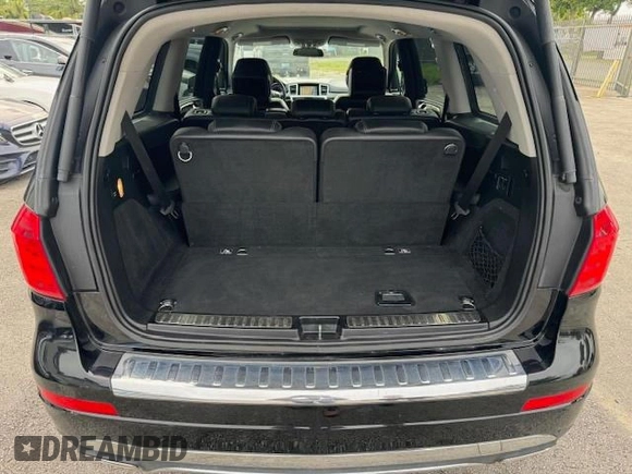 2016 Mercedes-Benz GL with VIN 4JGDF6EE1GA625384, listed as a Copart auction lot 77045634 with 104,938 mi miles and Salvage Title. Bid and sale history available at carsss.com. Image 11.
