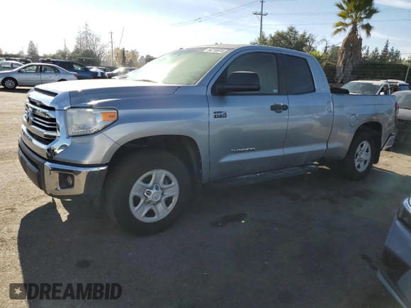 2016 Toyota Tundra SR5 z VIN 5TFRY5F11GX210251, wystawiony jako Copart lot #84218974 z przebiegiem 53 047 mil mil oraz Szkoda całkowita • Salvage title. Historia ofert i sprzedaży dostępna na DreamBid. Obrazek 1.