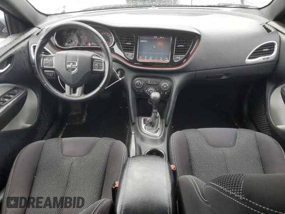 2015 Dodge Dart SXT z VIN 1C3CDFBB3FD345449, wystawiony jako Copart lot #56947145 z przebiegiem 61 019 mil mil oraz Szkoda całkowita • Salvage title. Historia ofert i sprzedaży dostępna na DreamBid. Obrazek 8.