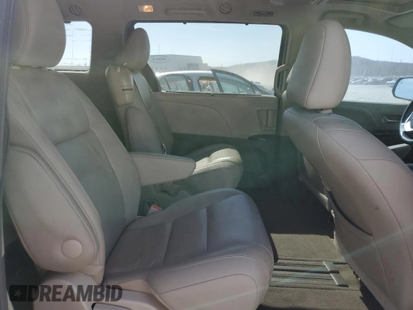 2015 Toyota Sienna XLE с VIN 5TDYK3DC3FS623413, выставлен на аукционе Copart как лот 46454635 с пробегом 117 568 миль миль и Списание • Salvage title. История ставок и продаж доступна на DreamBid. Изображение 11.