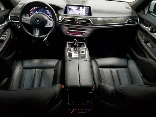 2020 BMW 7 Series 740i xDrive with VIN WBA7T4C02LCD70555, listed as a Copart auction lot 75666484 with 50,847 mi miles and Clean title. Bid and sale history available at DreamBid. Image 8.