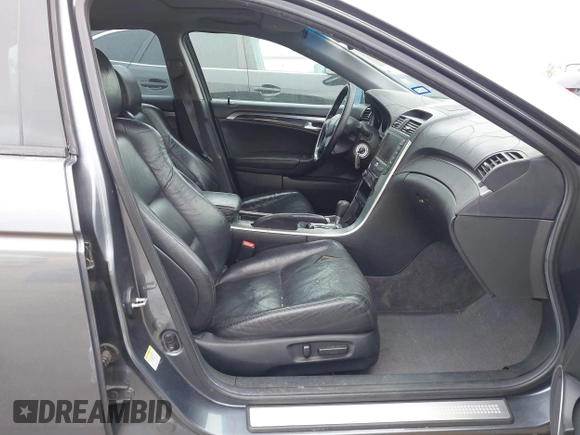 2004 Acura TL with VIN 19UUA66264A056178, listed as a IAAI auction lot 42078877 with 236,696 mi miles. Bid and sale history available at carsss.com. Image 5.