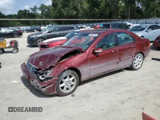 2002 Mercedes-Benz C 230/260/280/320 z VIN WDBRF61J12F264973, wystawiony jako Copart lot #60962635 z przebiegiem 115 079 mil mil oraz Szkoda całkowita • Salvage title. Historia ofert i sprzedaży dostępna na DreamBid. Obrazek 1.