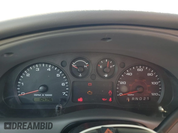 2004 Ford Ranger XL with VIN 1FTZR14U84PB06774, listed as a Copart auction lot 82596884 with 104,796 mi miles and Salvage Title. Bid and sale history available at DreamBid. Image 9.
