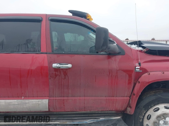 2006 Dodge 3500 Laramie z VIN 3D7LX39C96G189376, wystawiony jako IAAI lot #41583369 z przebiegiem 172 325 mil mil oraz . Historia ofert i sprzedaży dostępna na DreamBid. Obrazek 13.