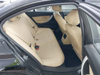 2018 BMW 3 Series 320i xDrive with VIN WBA8E5G53JNU45708, listed as a IAAI auction lot 41865092 with 88,720 mi miles. Bid and sale history available at carsss.com. Image 8.