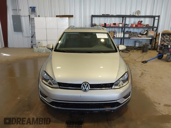 2017 Volkswagen Golf S с VIN 3VWH17AU9HM532332, выставлен на аукционе IAAI как лот 41996360 с пробегом 105 854 миль миль и . История ставок и продаж доступна на DreamBid. Изображение 13.