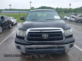 2012 Toyota Tundra z VIN 5TFRM5F15CX040630, wystawiony jako IAAI lot #42213728 z przebiegiem 242 469 mil mil oraz . Historia ofert i sprzedaży dostępna na DreamBid. Obrazek 11.