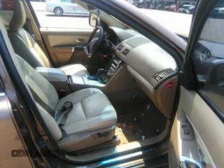2014 Volvo XC90 with VIN YV4952CYXE1685158, listed as a IAAI auction lot 36913252 with 76,316 mi miles. Bid and sale history available at carsss.com. Image 5.
