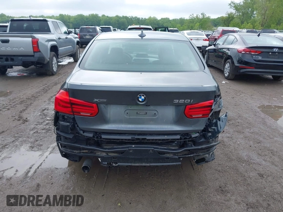 2018 BMW 3 Series 320i xDrive with VIN WBA8A3C5XJA505917, listed as a IAAI auction lot 42279882 with 89,537 mi miles and . Bid and sale history available at DreamBid. Image 16.