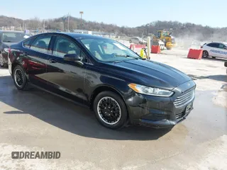2013 Ford Fusion S with VIN 3FA6P0G74DR108089, listed as a IAAI auction lot 41767932 with 324,414 mi miles. Bid and sale history available at carsss.com. Image 1.
