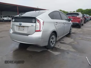 2013 Toyota Prius One with VIN JTDKN3DU8D5687181, listed as a IAAI auction lot 41901329 with 142,016 mi miles. Bid and sale history available at carsss.com. Image 4.