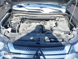 2020 Mitsubishi Outlander ES z VIN JA4AZ3A32LZ040935, wystawiony jako IAAI lot #41521469 z przebiegiem 86 106 mil mil oraz . Historia ofert i sprzedaży dostępna na DreamBid. Obrazek 10.