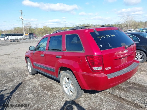 2006 Jeep Grand Cherokee Laredo with VIN 1J4GR48KX6C128491, listed as a IAAI auction lot 41949301 with 183,791 mi miles. Bid and sale history available at carsss.com. Image 3.