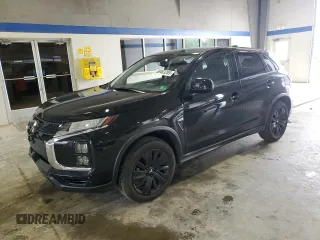 2023 Mitsubishi Outlander ES z VIN JA4ARUAU8PU014678, wystawiony jako Copart lot #58463265 z przebiegiem 10 704 mil mil oraz Szkoda całkowita • Salvage title. Historia ofert i sprzedaży dostępna na DreamBid. Obrazek 1.