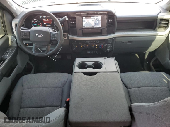 2023 Ford F-250 XL z VIN 1FT8W2BA2PED14801, wystawiony jako Copart lot #58528735 z przebiegiem 9 302 mil mil oraz Szkoda całkowita • Salvage title. Historia ofert i sprzedaży dostępna na DreamBid. Obrazek 8.