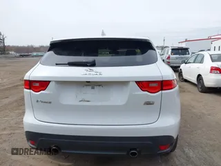 2018 Jaguar F-Pace 25t Premium with VIN SADCJ2FX7JA295057, listed as a IAAI auction lot 41912916 with 58,696 mi miles and . Bid and sale history available at DreamBid. Image 17.