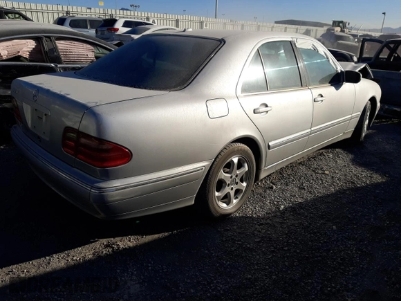2002 Mercedes-Benz E-Class with VIN WDBJF65J12B472205, listed as a Copart auction lot 82494454 with 0 mi miles and Non Repairable. Bid and sale history available at carsss.com. Image 3.
