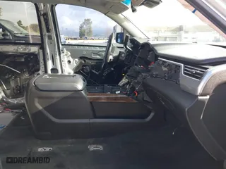 2015 Chevrolet Tahoe LT with VIN 1GNSCBKC8FR114732, listed as a IAAI auction lot 41900157 with 107,298 mi miles. Bid and sale history available at carsss.com. Image 5.