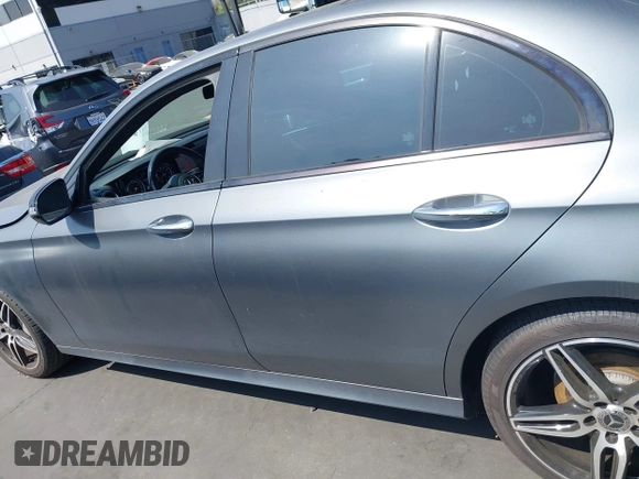 2019 Mercedes-Benz E 300 with VIN WDDZF4JB3KA601824, listed as a IAAI auction lot 42053608 with 54,998 mi miles and . Bid and sale history available at DreamBid. Image 15.