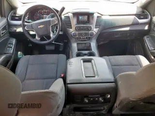 2015 Chevrolet Suburban LS z VIN 1GNSCHKC2FR707277, wystawiony jako Copart lot #59541635 z przebiegiem 198 876 mil mil oraz Szkoda całkowita • Salvage title. Historia ofert i sprzedaży dostępna na DreamBid. Obrazek 8.