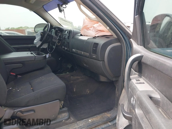 2011 Chevrolet Silverado 1500 LT with VIN 1GCRCSE0XBZ288448, listed as a IAAI auction lot 41962746 with 214,506 mi miles and . Bid and sale history available at DreamBid. Image 5.