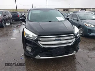 2017 Ford Escape SE with VIN 1FMCU0GD4HUE93661, listed as a IAAI auction lot 41877372 with 63,778 mi miles. Bid and sale history available at carsss.com. Image 6.